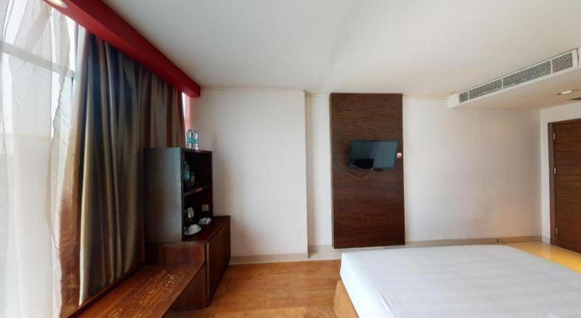 Redstar Hotel Giacarta Esterno foto